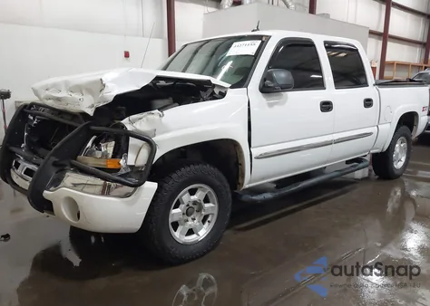 2004 GMC Sierra 1500 Slt z USA, uszkodzony, nr VIN 2GTEK13T741418593
